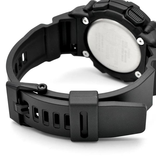 カシオ Gショック G-SHOCK  GA-2200BB-1AJF メンズ