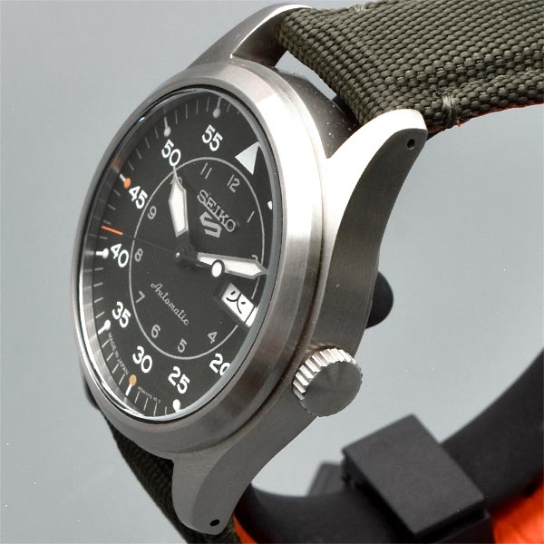 【お得な美品中古あり】セイコー5スポーツ SEIKO5sports SBSA141 メンズ