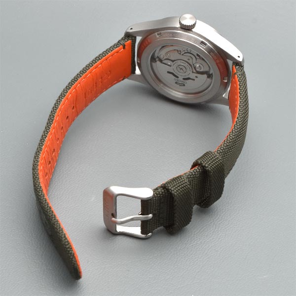 【お得な美品中古あり】セイコー5スポーツ SEIKO5sports SBSA141 メンズ