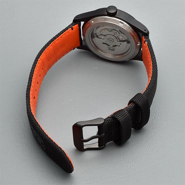 【お得な美品中古あり】セイコー5スポーツ SEIKO5sports SBSA143 メンズ