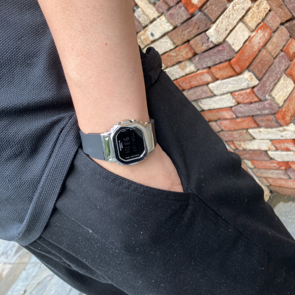 【お得な美品中古あり】カシオ Gショック G-SHOCK GM-S5600U-1JF ユニセックス