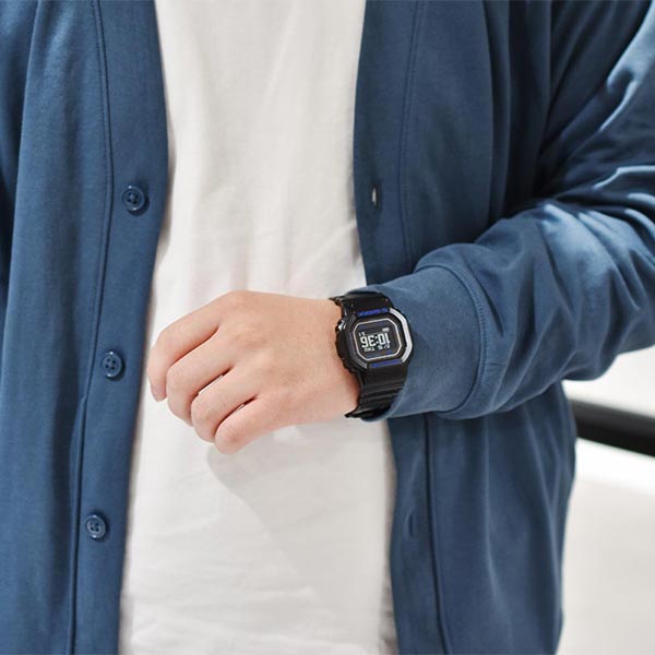 カシオ Gショック G-SHOCK G-SQUAD DW-H5600シリーズ DW-H5600-1A2JR メンズ