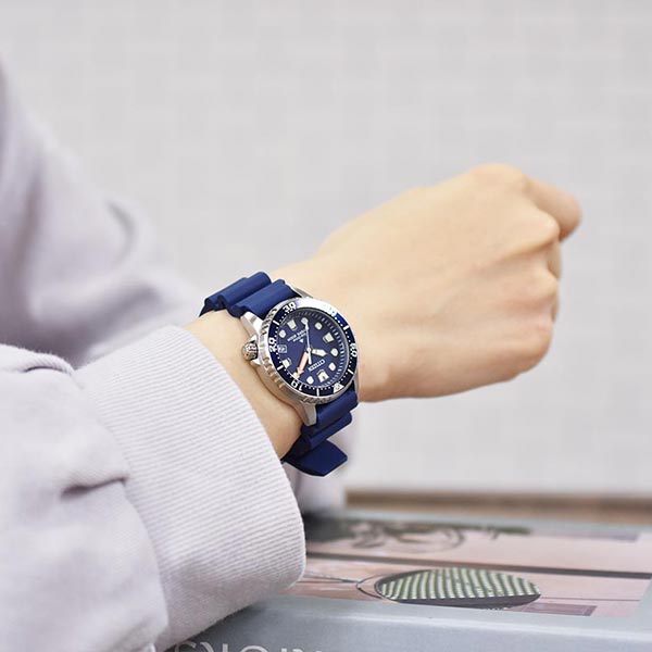 シチズン プロマスター PROMASTER MARINEシリーズ EO2021-05L ユニセックス