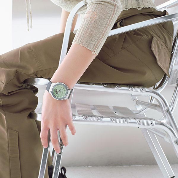 カシオ Gショック G-SHOCK GM-S2100シリーズ GM-S2110-3AJF ユニセックス