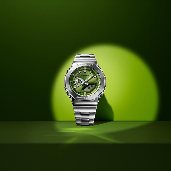 カシオ Gショック G-SHOCK GM-2110D-3AJF メンズ