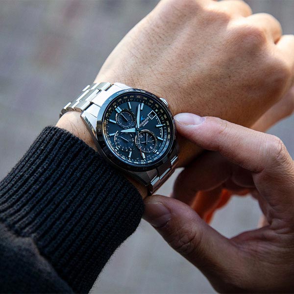 カシオ オシアナス OCEANUS CLASSIC LINE OCW-T2600J-1AJF メンズ