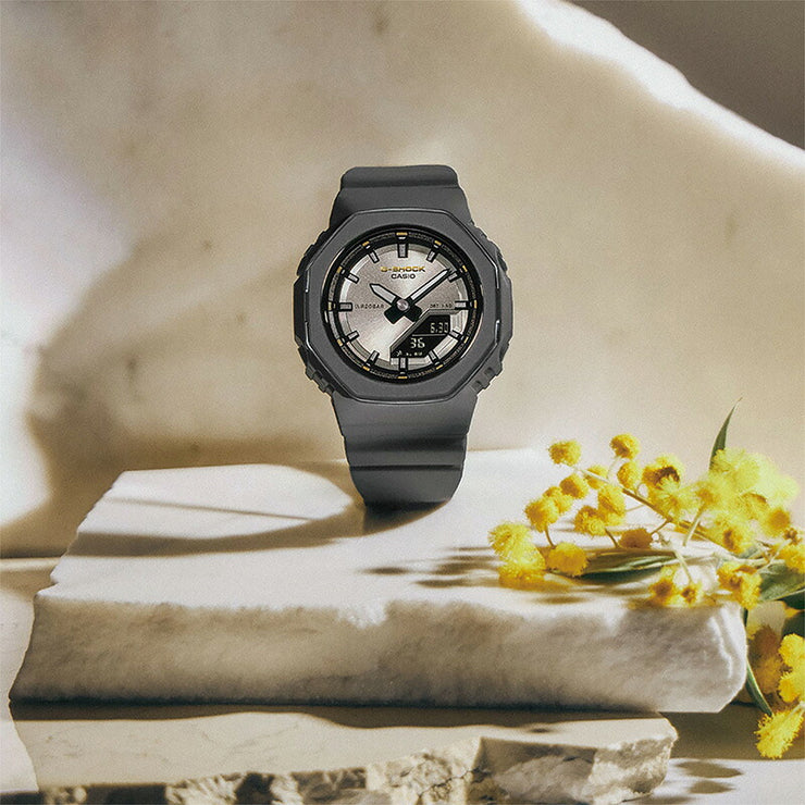 カシオ Gショック CASIO G-SHOCK GMA-P2126W-8AJR ユニセックス レディース メンズ