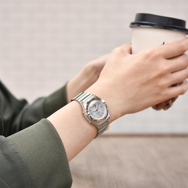 カシオ ウェーブセプター WAVECEPTOR ソーラー電波 LWA-M141D-7AJF レディース