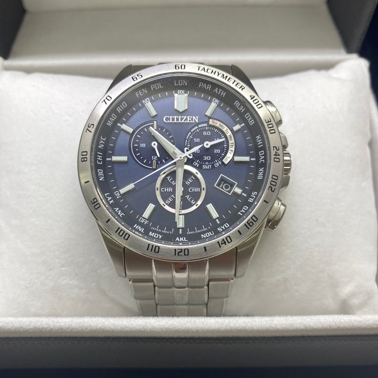 シチズンコレクション CITIZENCOLLECTION エコ・ドライブ電波時計 ダイレクトフライト クロノグラフ CB5870-91L メンズ