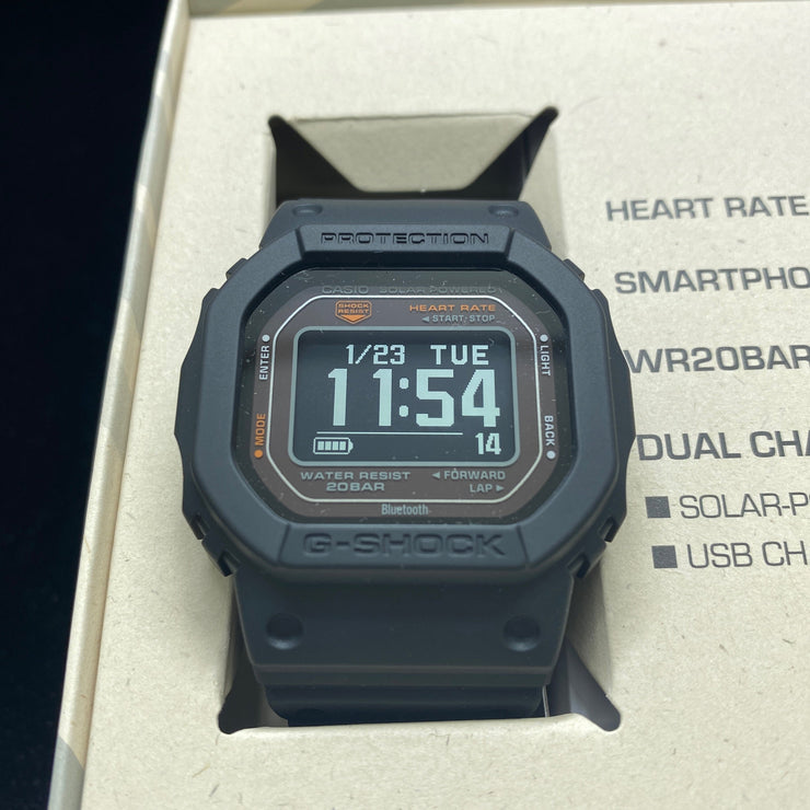 カシオ Gショック G-SHOCK G-SQUAD DW-H5600-1JR メンズ