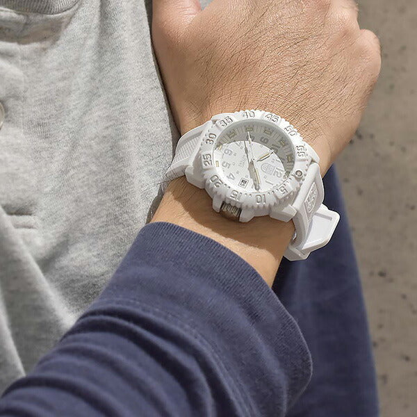 ルミノックス LUMINOX ネイビーシールズ ホワイトアウト 3057.WO メンズ