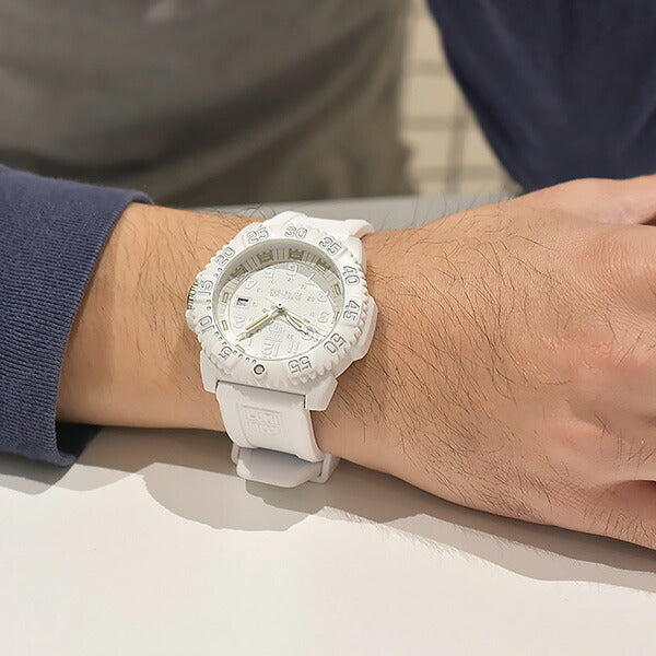 ルミノックス LUMINOX ネイビーシールズ ホワイトアウト 3057.WO メンズ