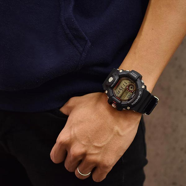 カシオ Gショック G-SHOCK レンジマン 世界6局ソーラー電波 GW-9400J-1JF メンズ