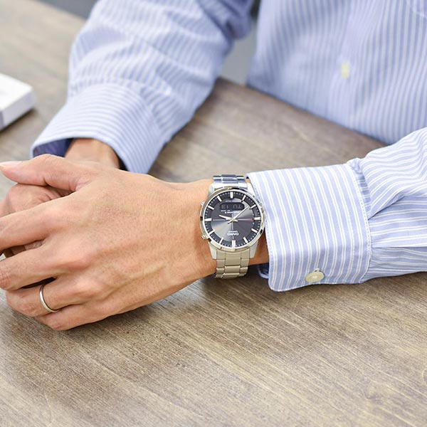 カシオ リニエージ LINEAGE ソーラー電波 LCW-M170D-1AJF メンズ