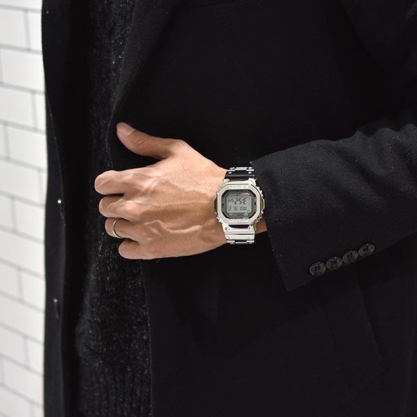 カシオ Gショック G-SHOCK Bluetooth搭載 ソーラー ステンレス GMW-B5000D-1JF メンズ