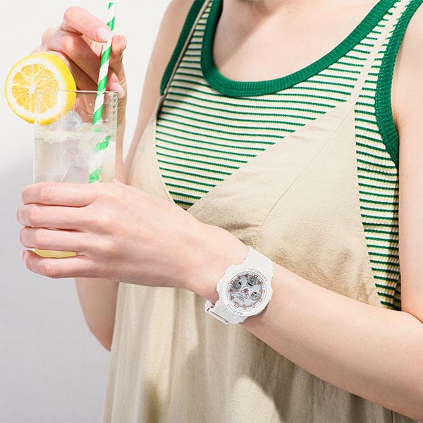 カシオ ベビーG CASIO BABY-G BGA-2500-7AJF 電波 ソーラー Beach Traveler Series ネオンイルミネーター 電波時計 レディース 腕時計 ホワイト 時計