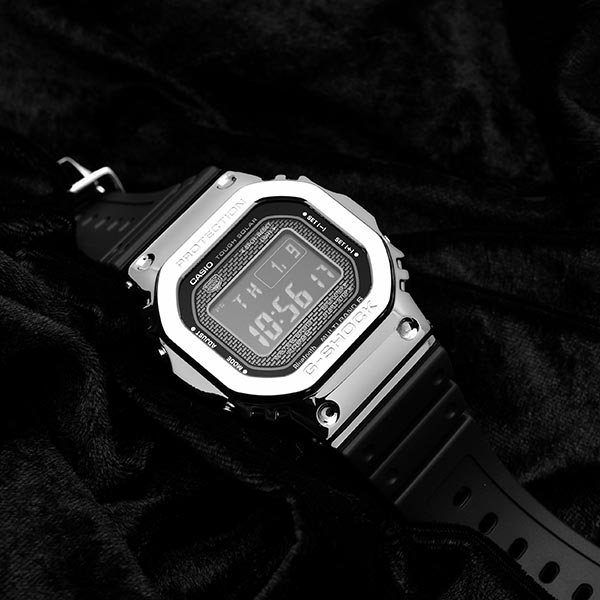 カシオ Gショック G-SHOCK  GMW-B5000-1JF メンズ