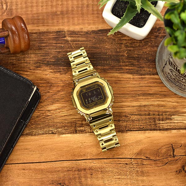 カシオ Gショック G-SHOCK Bluetooth ソーラー電波 GMW-B5000GD-9JF メンズ