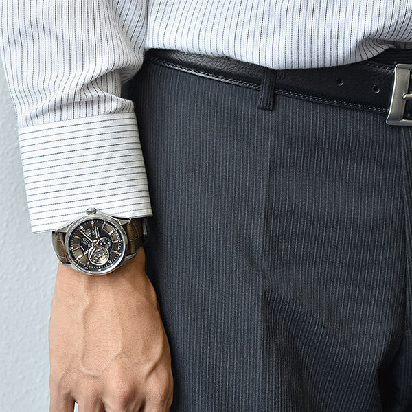 オリエントスター ORIENT モダンスケルトン RK-AV0008Y メンズ