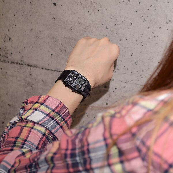 シチズン CITIZEN アナデジテンプ 流通限定モデル JG2105-93E ユニセックス