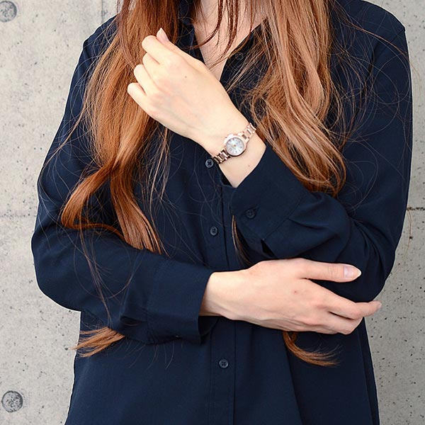 シチズン クロスシー XC エコ・ドライブ電波時計 ES9435-51A レディース