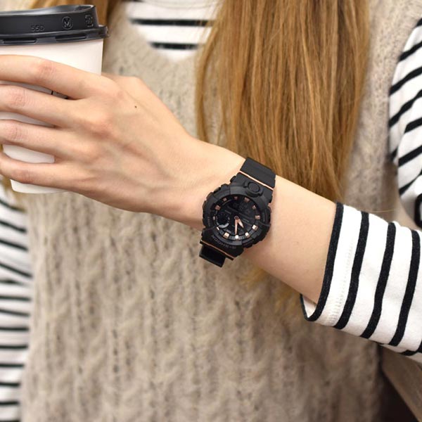 カシオ Gショック G-SHOCK GMA-B800-1AJR メンズ