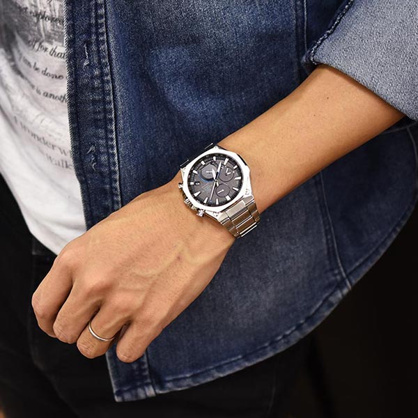 カシオ エディフィス EDIFICE Super Slim High Spec Chronograph Bluetooth EQB-1100YD-1AJF メンズ