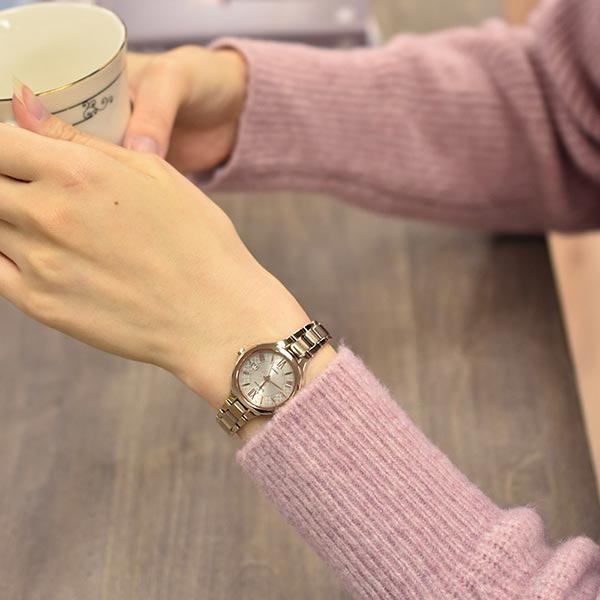 カシオ シーン SHEEN Radio Controlled Model Titanium Series SHW-7000TCG-4AJF レディース