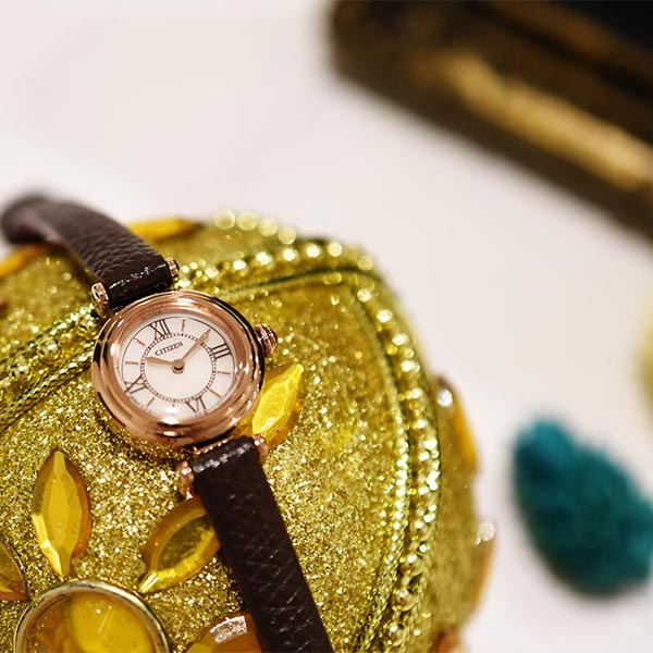 シチズン キー Kii: エコ・ドライブ ラウンドモデル Cal.G626 EG7083-04W レディース