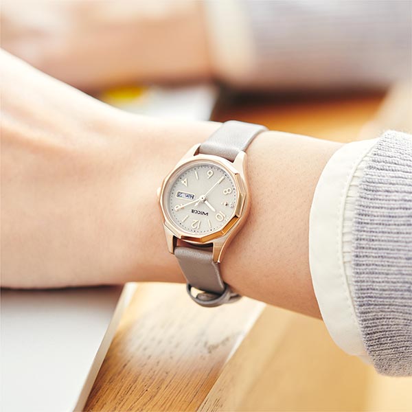 シチズン ウィッカ CITIZEN wicca ソーラーテック デイ&デイト KH3-525-90 レディース ベージュ グレージュ