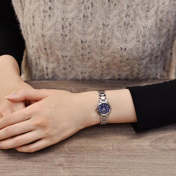 シチズン クロスシー XC エコ・ドライブ電波時計 ハッピーフライト ES9430-54L レディース