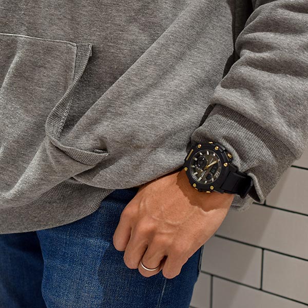 カシオ Gショック G-SHOCK G-STEEL ソーラー Bluetooth GST-B300B-1AJF メンズ