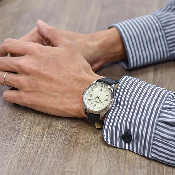 セイコーセレクション SEIKOSELECTION ワールドタイム ソーラー電波 チタン SBTM295 メンズ