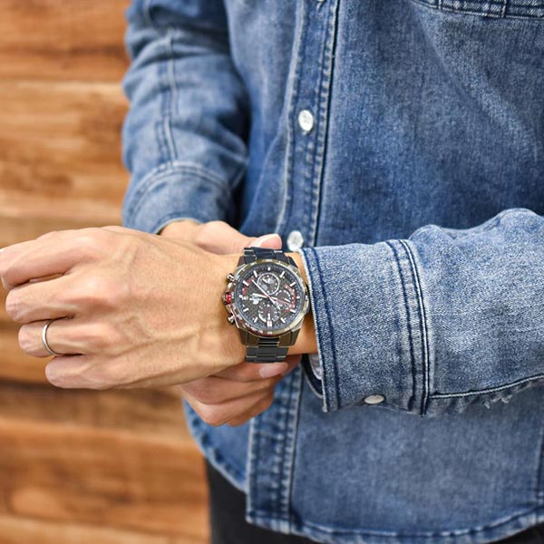 カシオ エディフィス EDIFICE  EQW-A2000DC-1AJF メンズ