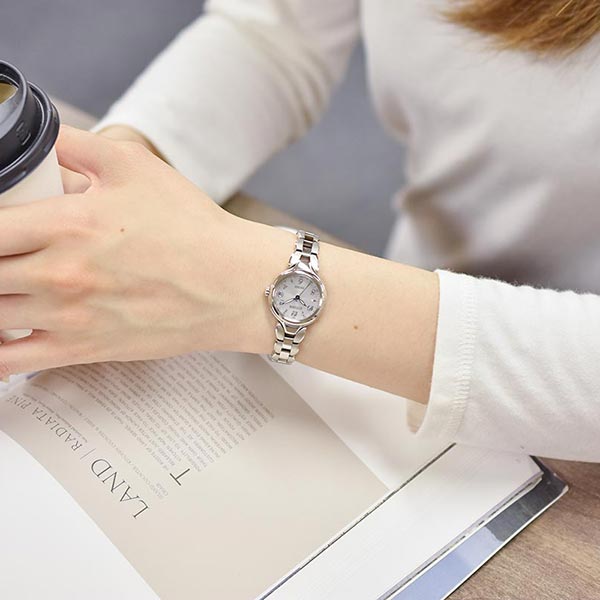 シチズン エクシード EXCEED Titania Happy Flight ES9470-50A レディース