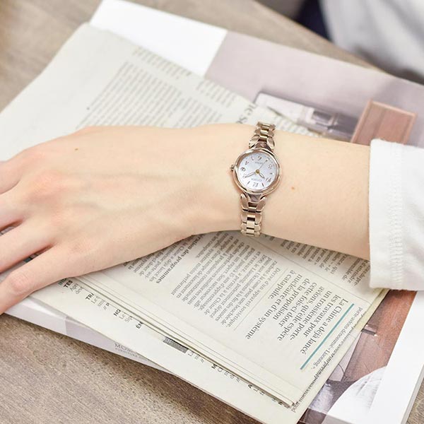 シチズン エクシード EXCEED Titania Happy Flight ES9472-54W レディース