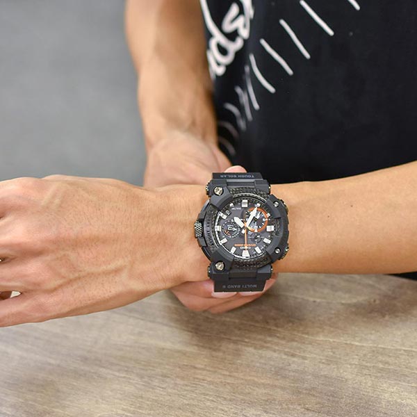 カシオ Gショック G-SHOCK MASTER OF G FROGMAN GWF-A1000XC-1AJF メンズ