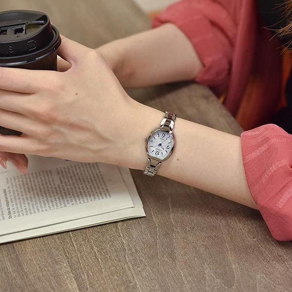 シチズン エクシード EXCEED Titania Happy Flight ES9480-56W レディース