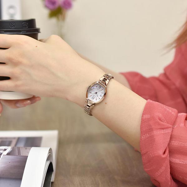 シチズン エクシード EXCEED Titania Happy Flight ES9482-51W レディース