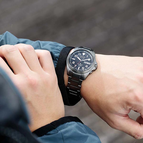 シチズン プロマスター PROMASTER LANDシリーズ AT6085-50E メンズ