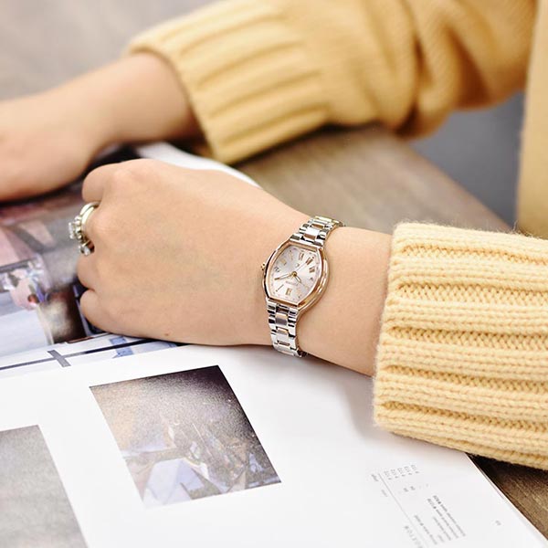 シチズン クロスシー XC basic collection Happy Flight ES9364-57W レディース