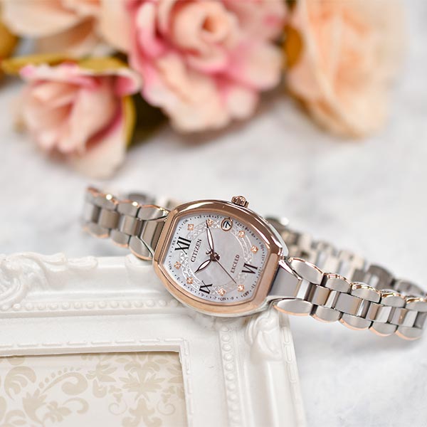 シチズン エクシード EXCEED Titania Happy Flight ES9484-55W レディース