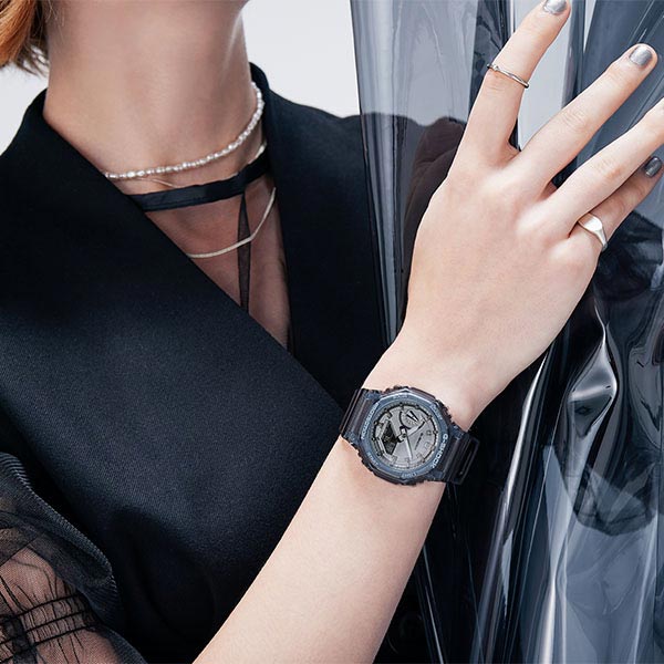 カシオ Gショック G-SHOCK Skeleton Metallic Dial GMA-S2100SK-1AJF メンズ