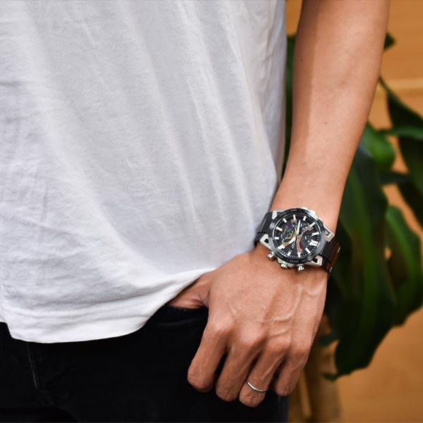 カシオ エディフィス EDIFICE SOSPENSIONE ソスペンシオーネ EQB-2000YDC-1AJF メンズ