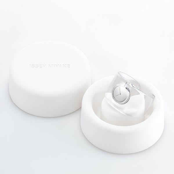 イッセイミヤケ ISSEYMIYAKE NYAS001 ユニセックス