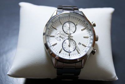 【販売店が厳選】おすすめの白いメンズ腕時計ランキングTOP17
