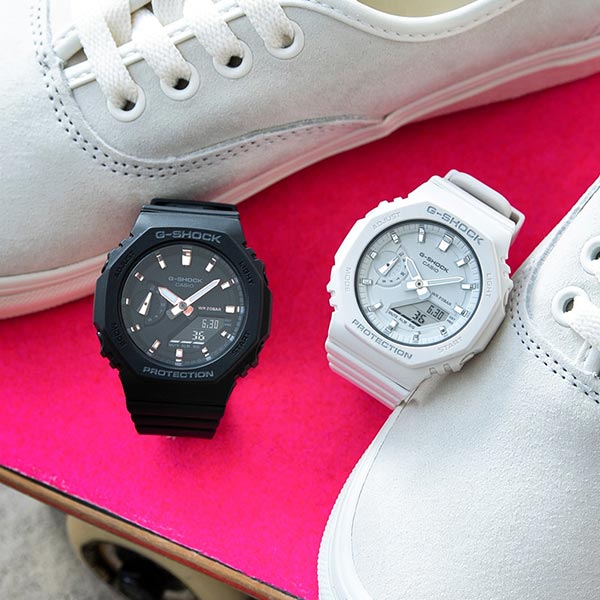 カシオ Ｇショック G-SHOCK  GMA-S2100-1AJF メンズ