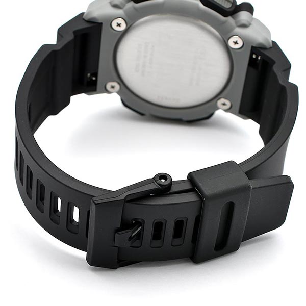 カシオ Ｇショック G-SHOCK  GA-2200M-1AJF メンズ