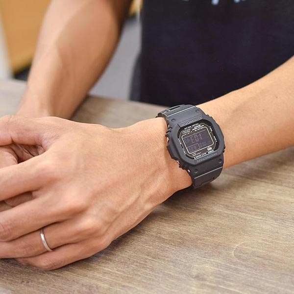 カシオ Ｇショック G-SHOCK  GW-M5610UBC-1JF メンズ