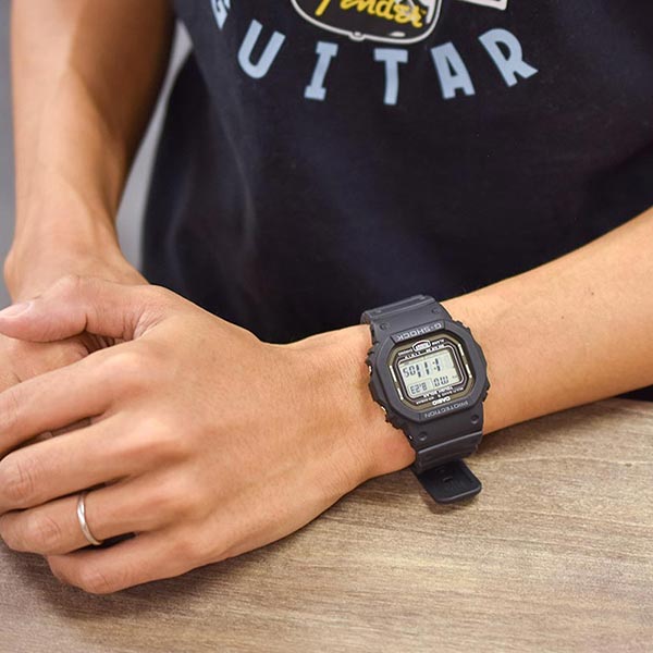 カシオ Ｇショック G-SHOCK  GW-5000U-1JF メンズ